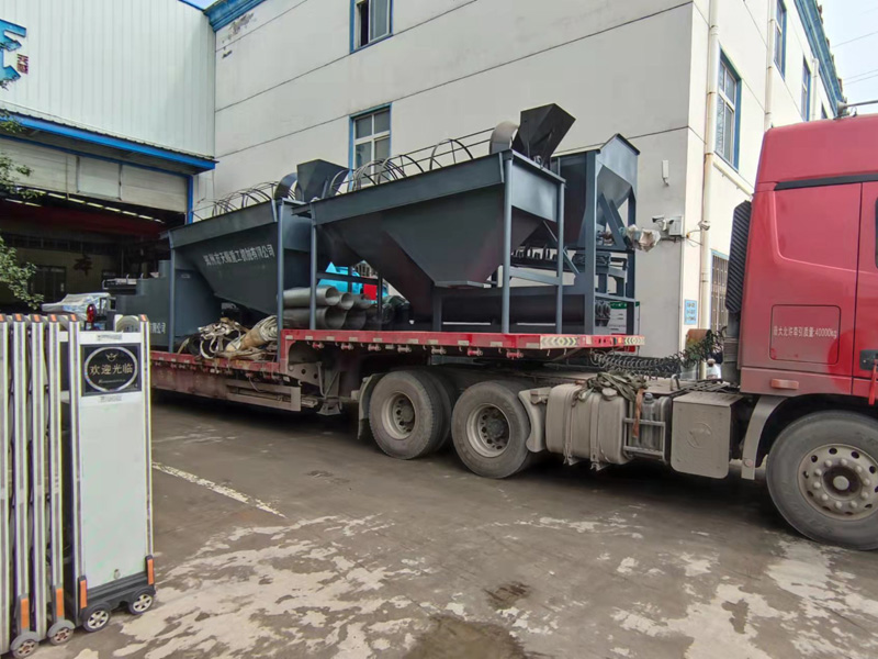 贝博bb平台娱乐:双轴撕碎机刀片怎么样？巩固耐磨可修正